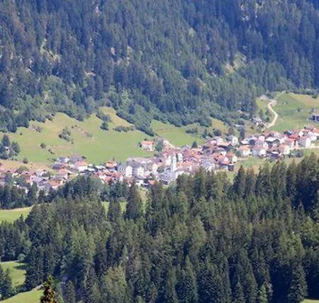 Chesa Valira Daire Tinzen
